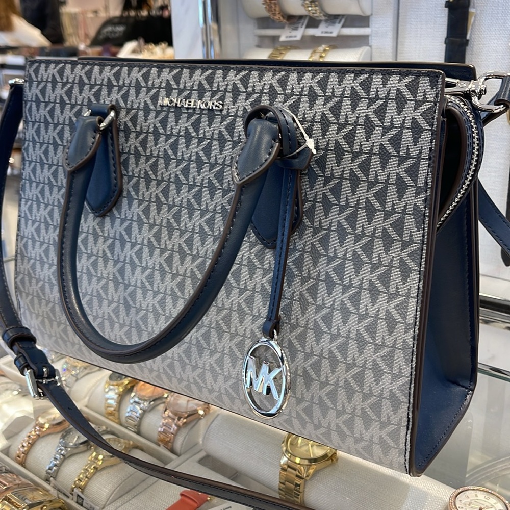 Michael Kors Sheila Medium Signature CZ Logo Satchel Crossbody Center Zip
Navy - Picture 2 of 16